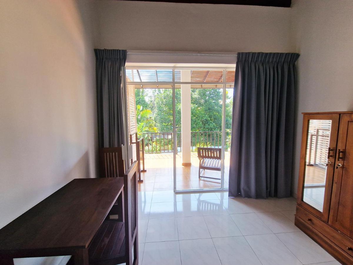 Hotel Chill Hill Hikkaduwa Exterior foto