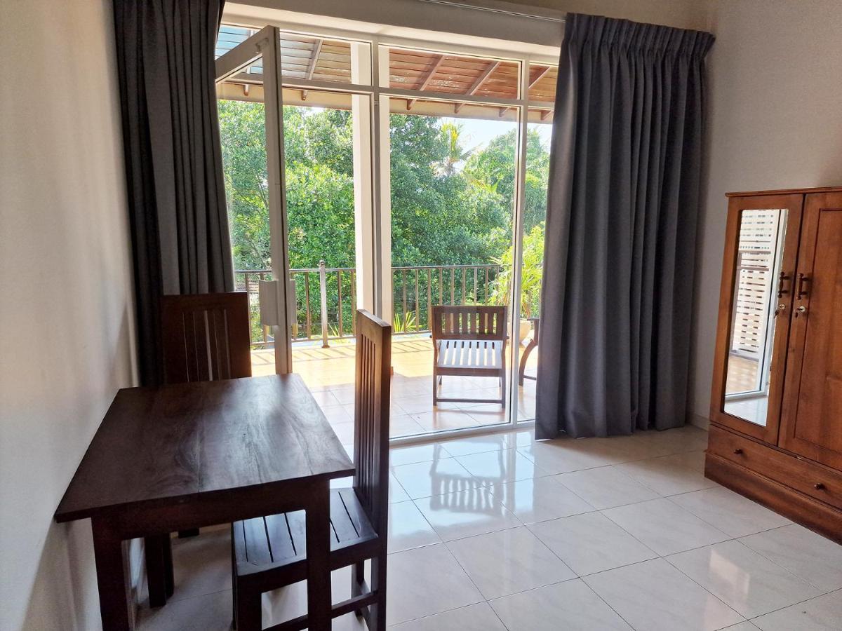 Hotel Chill Hill Hikkaduwa Exterior foto