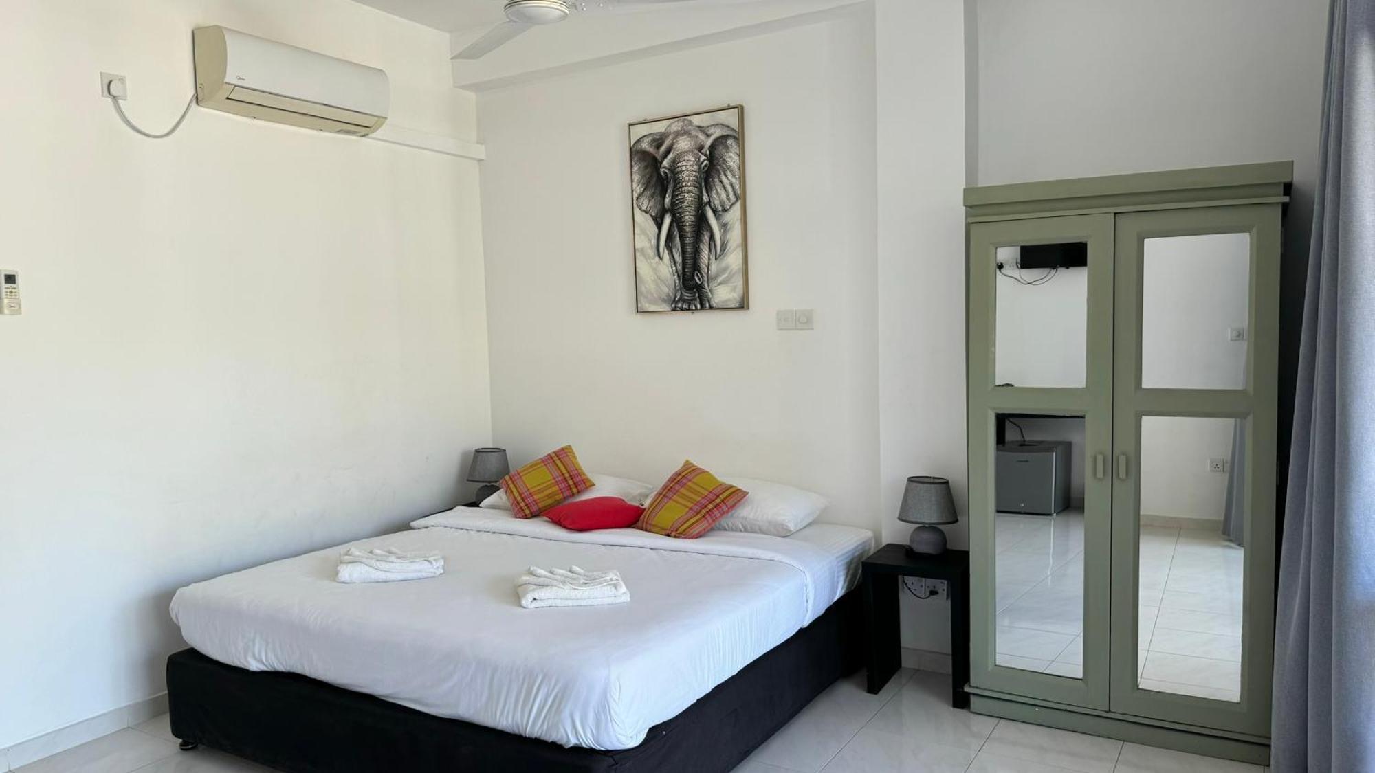Hotel Chill Hill Hikkaduwa Exterior foto