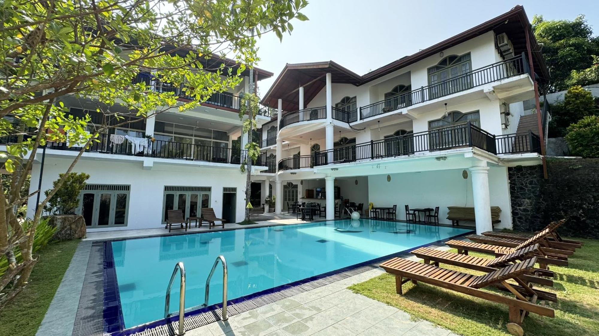 Hotel Chill Hill Hikkaduwa Exterior foto