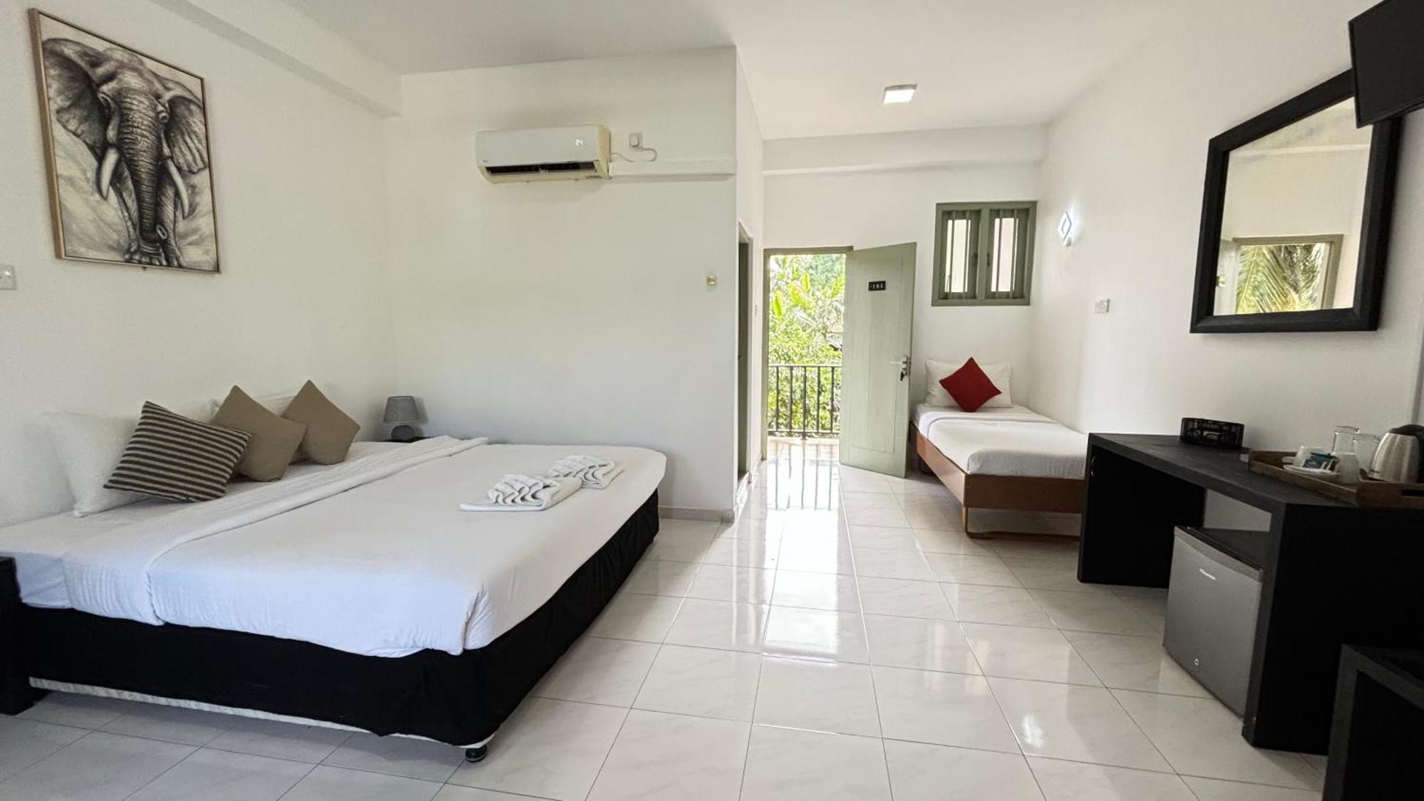 Hotel Chill Hill Hikkaduwa Zimmer foto