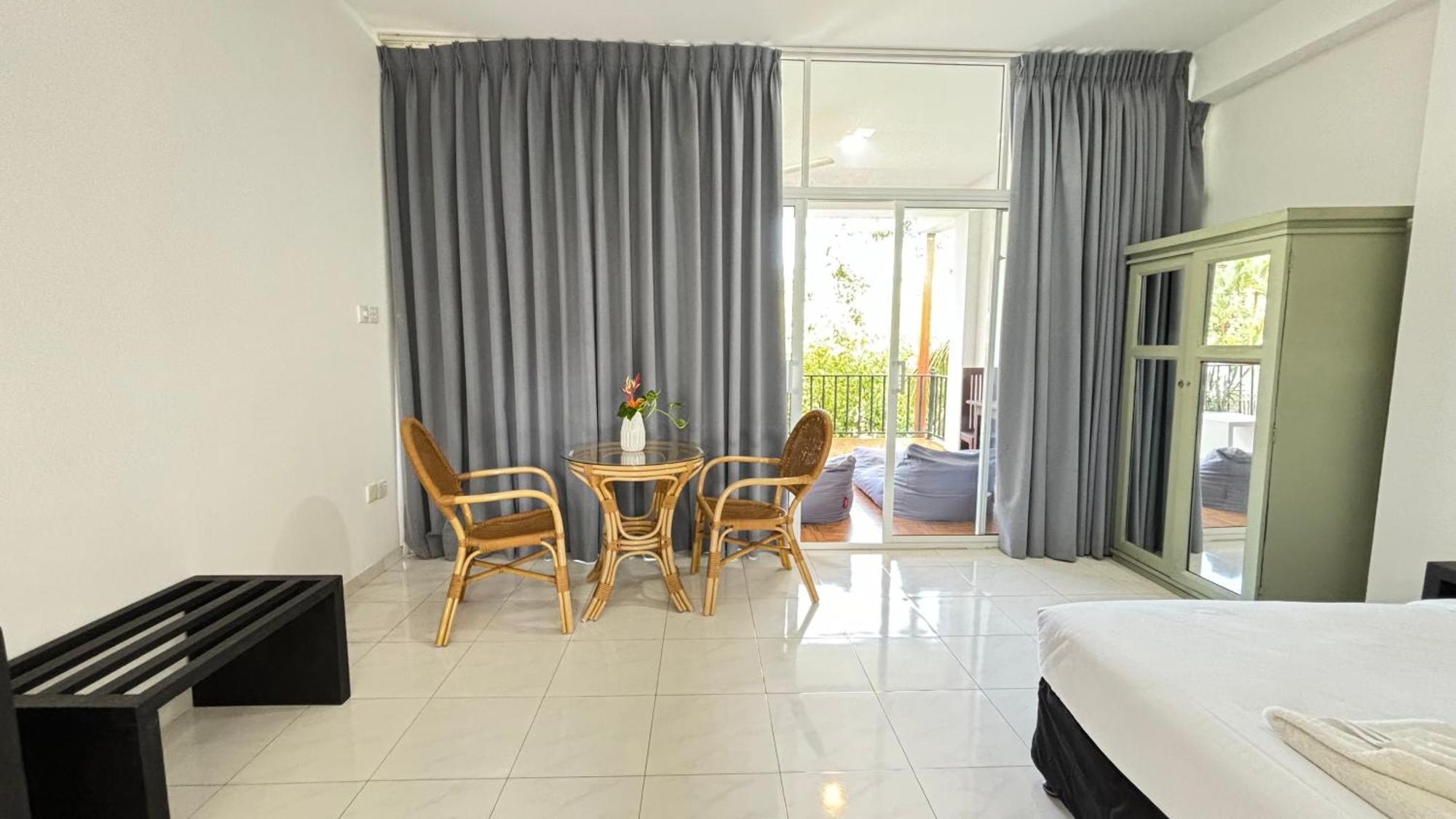 Hotel Chill Hill Hikkaduwa Zimmer foto
